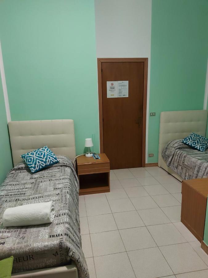 Hotel Domus Pacis Santa Chiara Casa Per Ferie Loreto Zimmer foto